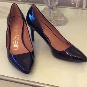 Calvin Klein “Gayle” Pump size 7.5 M